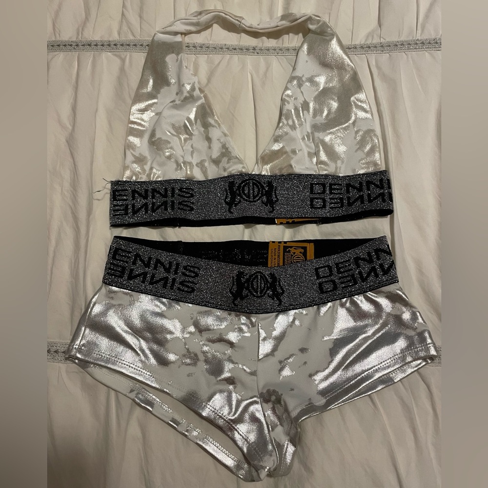 Dennis Dennis Bodywear - halter top / booty shorts